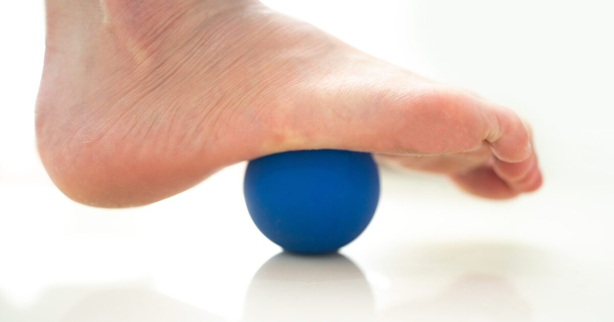 医師はあなたの土踏まずの痛みをどのように治療しますか?